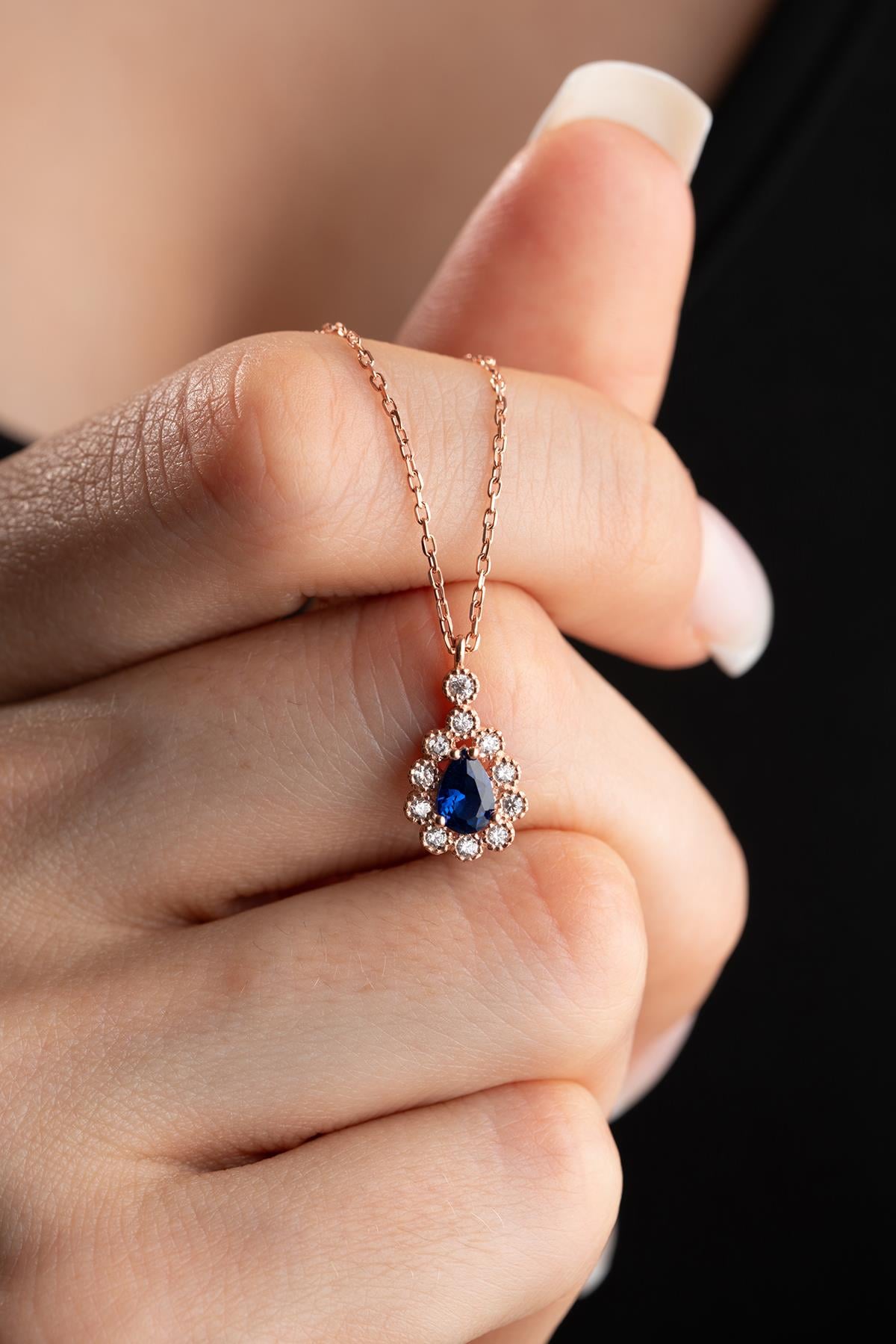 Zirkon Taşlı Kolye 