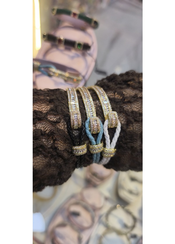 Deri zirkon kelepçe